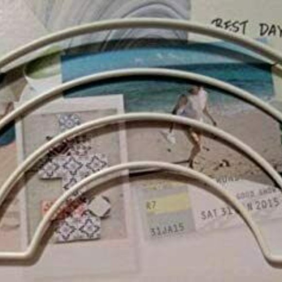 Umbra Loft RAINBOW Photo Holder White Wall Mounted - Picture 2 of 3